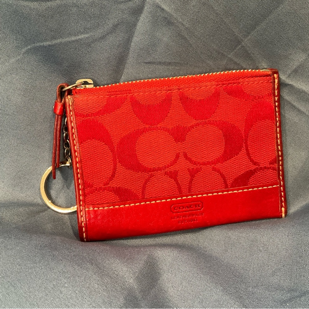Coach, change purse, like new, red
